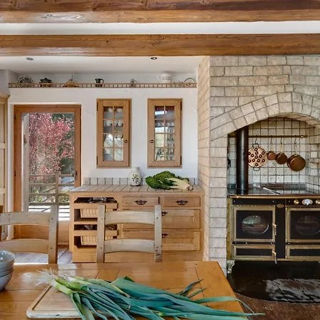 Cinq Moutons Alpehytte *