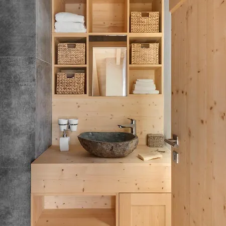 Alpstuga Cinq Moutons *