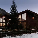 Cinq Moutons * Orsières